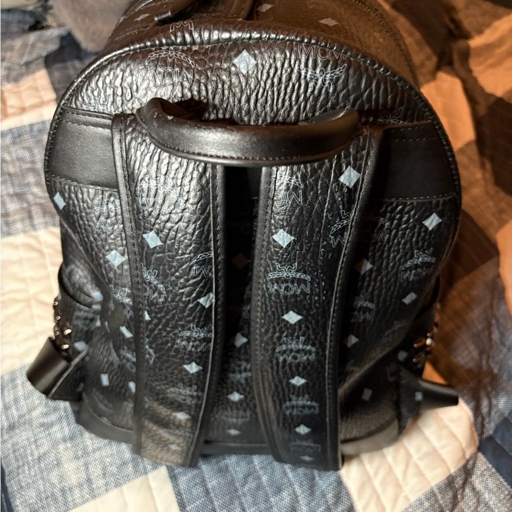 Mcm backpack - Picture 2 of 3
